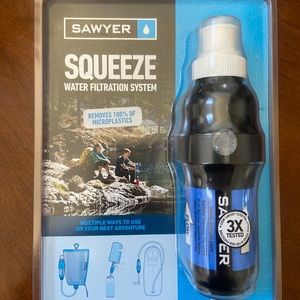 Squeeze water filtration